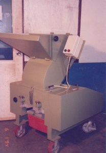 เครื่องบดพลาสติก