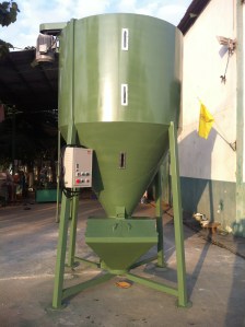 เครื่องผสมเม็ดพลาสติก