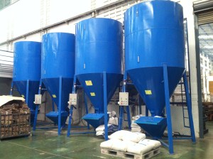 เครื่องผสมเม็ดพลาสติก